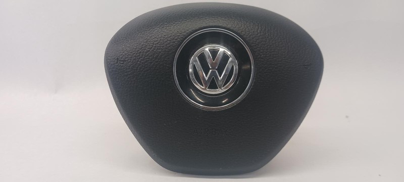 16-'18 VOLKSWAGEN PASSAT driver steering wheel Air Bag black OEM