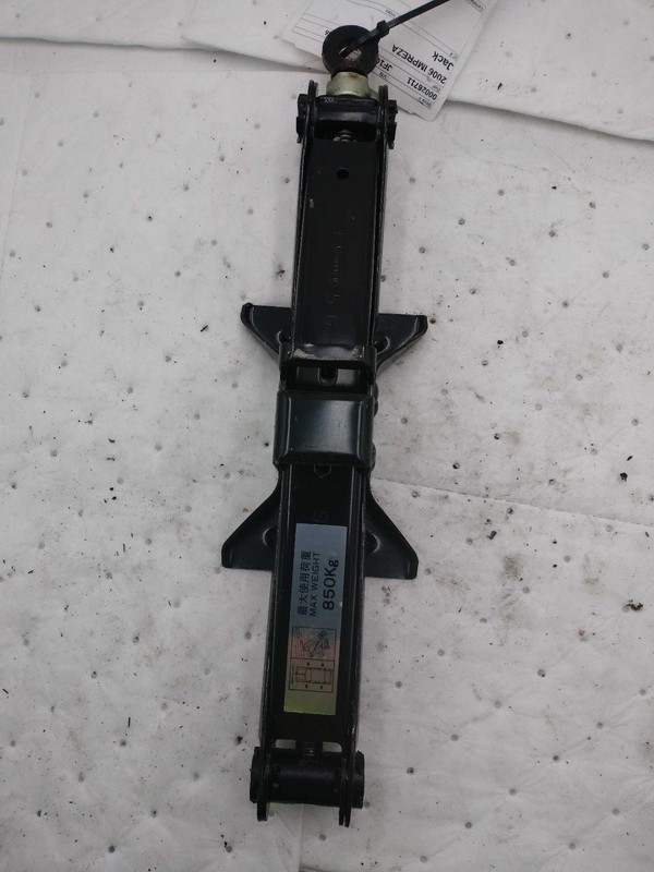 2006 Subaru Impreza Floor Jack 4617000 Silver 148k Miles Used OEM Parts