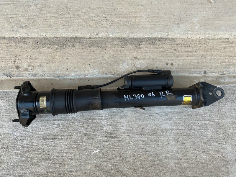 06-12 MERCEDES W164 ML GL CLASS REAR RIGHT PASSENGER AIR SUSPENSION SHOCK OEM