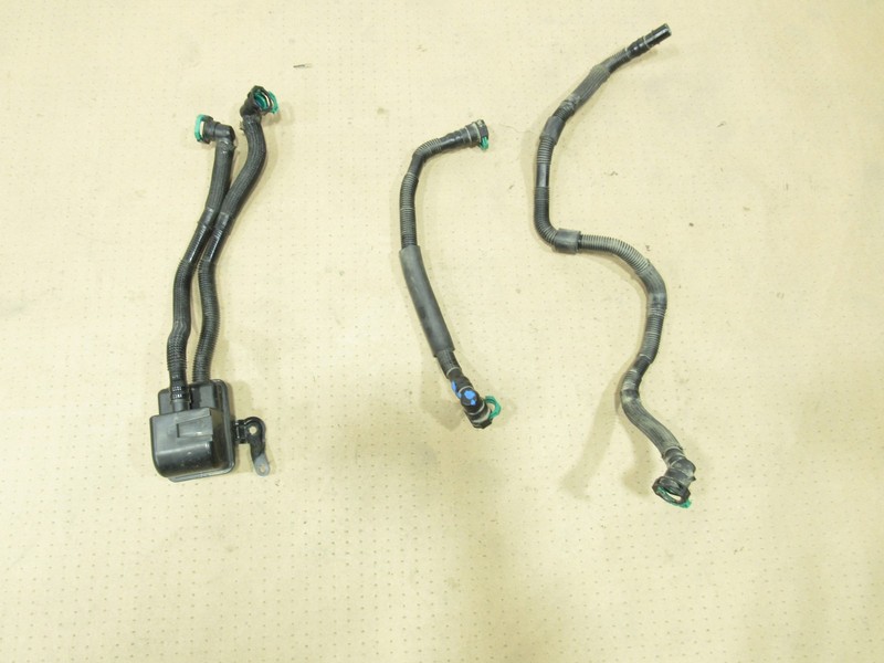 13 - 17 Lexus LS460 2014 Fuel Filter Gas Vapor Vent Hose Pipe Line Tube Set >