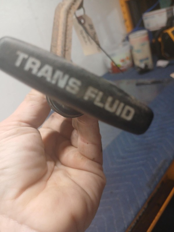2014 Ford E250 4R75E Automatic Transmission Filler Tube and Dipstick