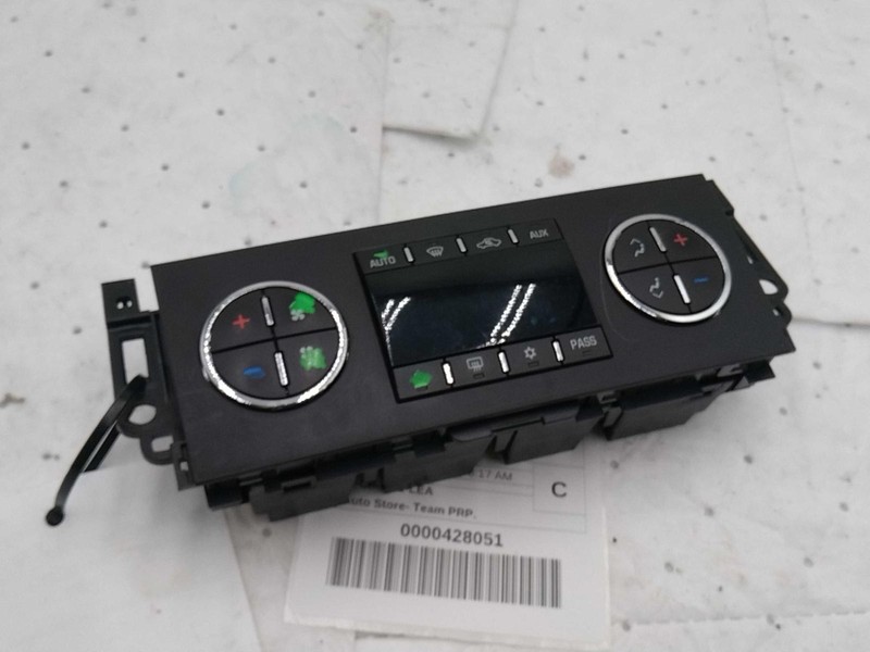 2007 GMC Yukon XL 1500 A/C Selector Switch OEM 15112298 White Used