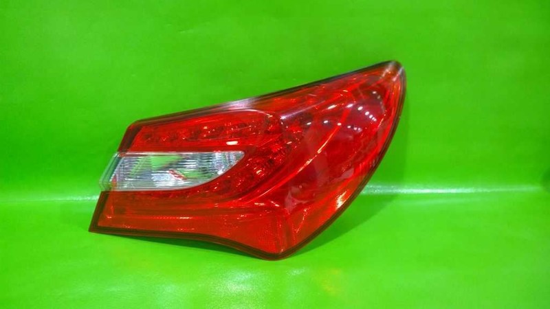 11-14 CHRYSLER 200 PASSENGER RIGHT TAILLIGHT LAMP OEM 4329-44