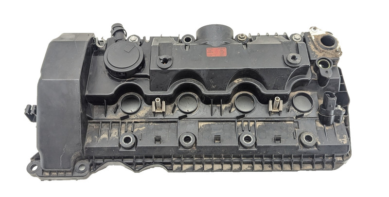 2001-2006 BMW X5 E53 RIGHT PASSENGER SIDE VALVE COVER