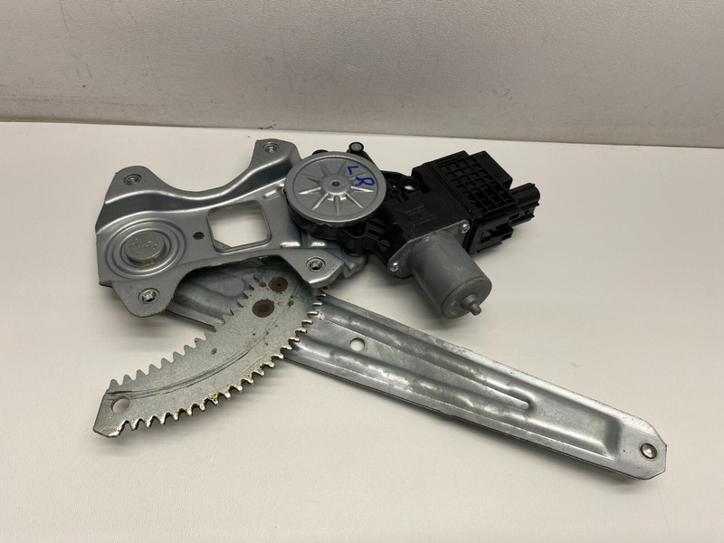 2020-2025 SUBARU LEGACY LEFT REAR DOOR WINDOW MOTOR AND REGULATOR ASSEMBLY OEM