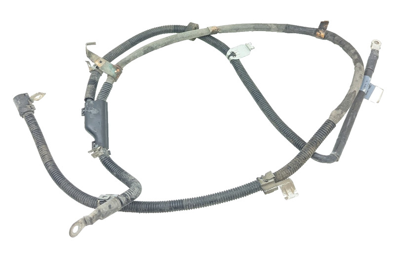 10-11 Mercedes W212 E350 Battery Positive Starter Alternator Harness 2125403805