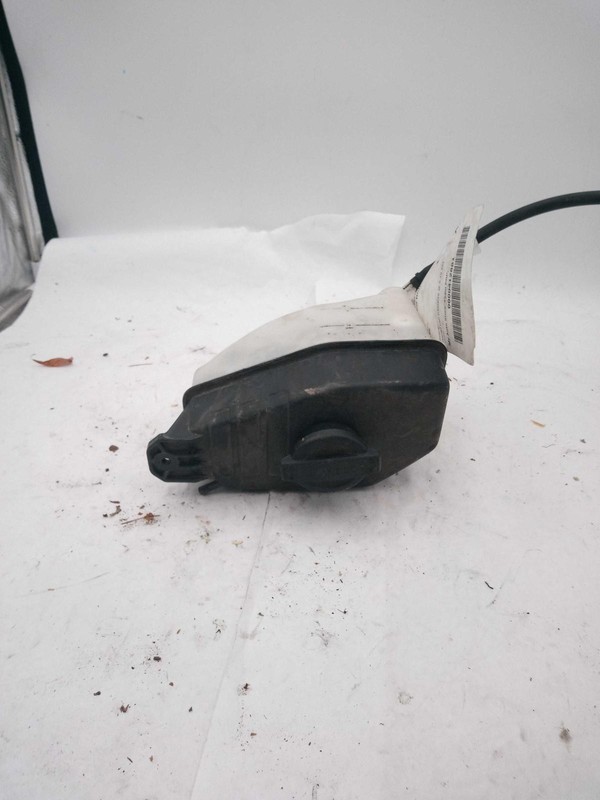 Used Engine Coolant Reservoir fits: 2020 Hyundai Palisade SWB Grade B