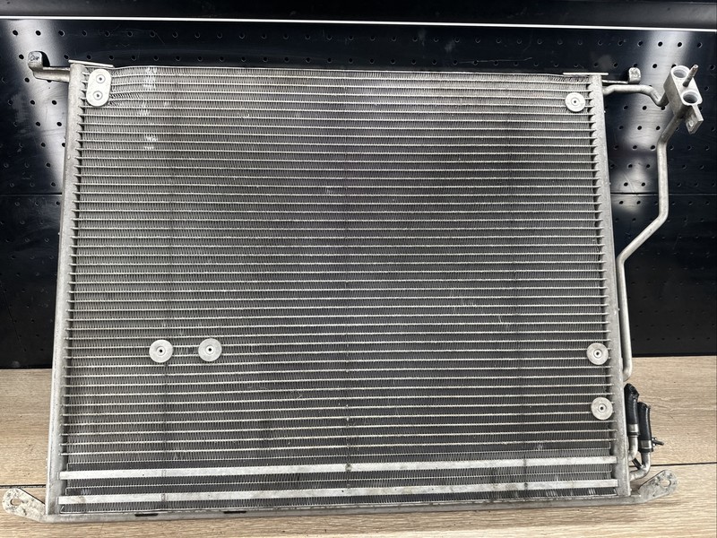 03-06 Mercedes R230 SL500 SL550 AC A/C Condenser OEM