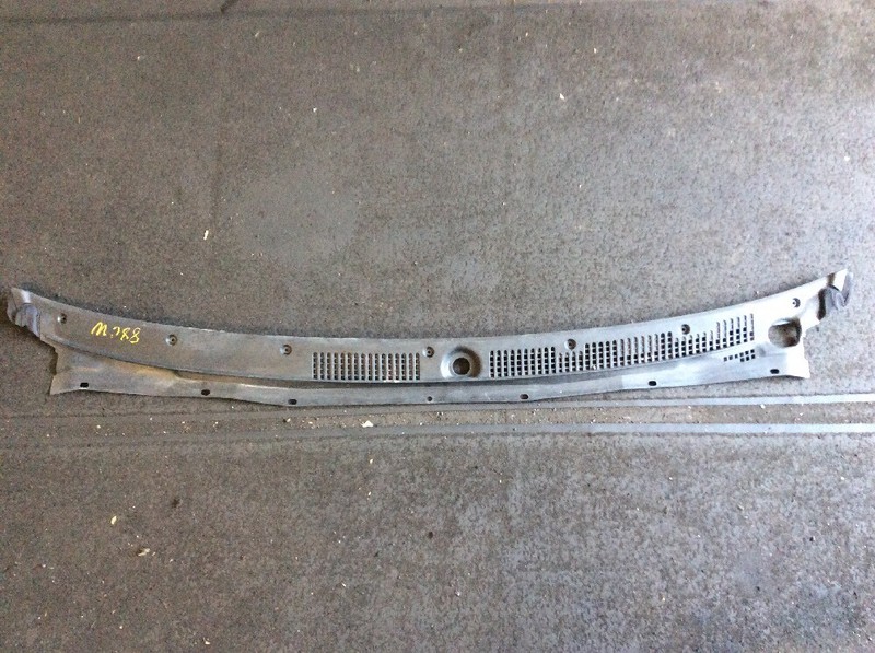 88 89 90 91 Civic Wagon 5DR Top Cowl Assy Wiper Cover Cowl Screen Used OEM