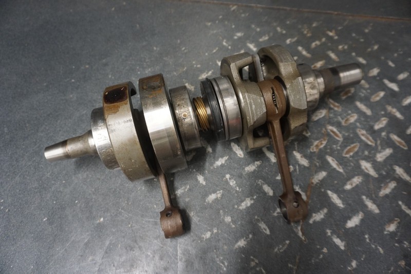 2002 Arctic Cat OEM Crankshaft Crank Ass'y Z 570 3006-005