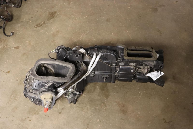 2011-2016 FORD F250 SD 6.7L FRONT A/C HVAC EVAPORATOR HEATER BOX HOUSING OEM