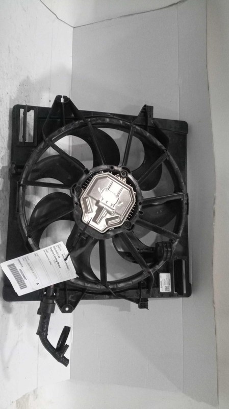 2023 Hyundai Santa Fe Engine Cooling Fan Motor OEM 25380P2040 - 19K Miles