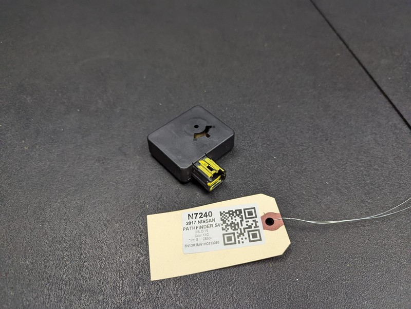 Keyless Entry Card Warning Buzzer 2017 Nissan Pathfinder 25640-9NJ0A 2016-2019