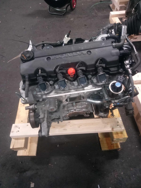 2021 Honda HR-V 1.8L Engine Complete Assembly 4WD OEM 117k Miles Black
