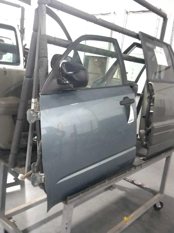 2010 Subaru Forester Left Door Green 4DR SUV Used OEM Part 393678