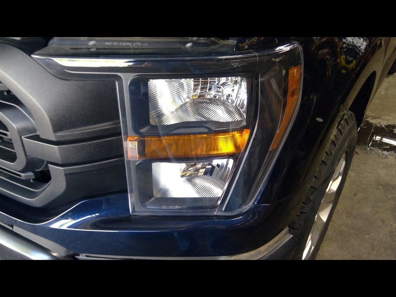 Driver Headlight Halogen Fits 21-23 FORD F150 PICKUP 1611498