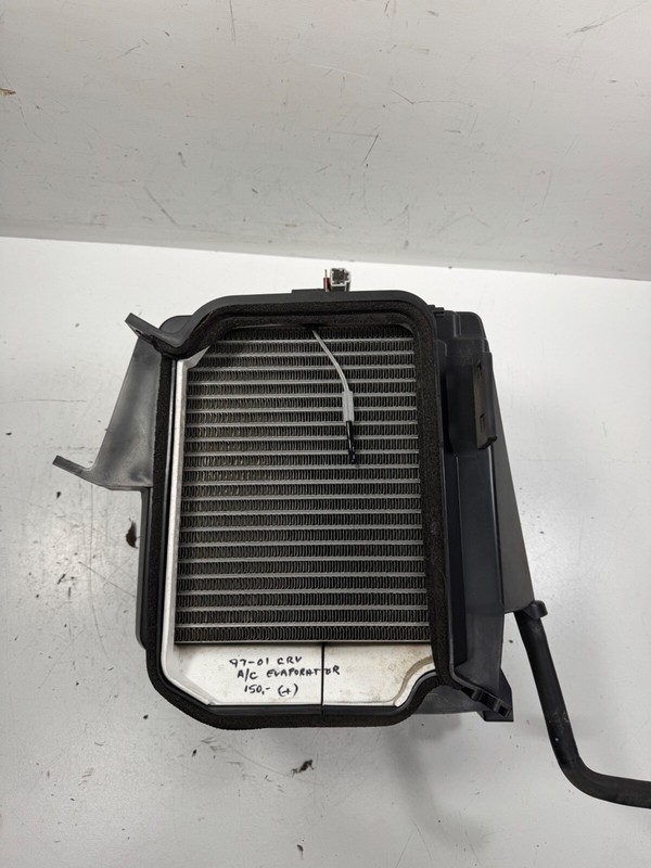 97-01 Honda CR-V A/C Evaporator Assembly 80200-S10-A00 OEM