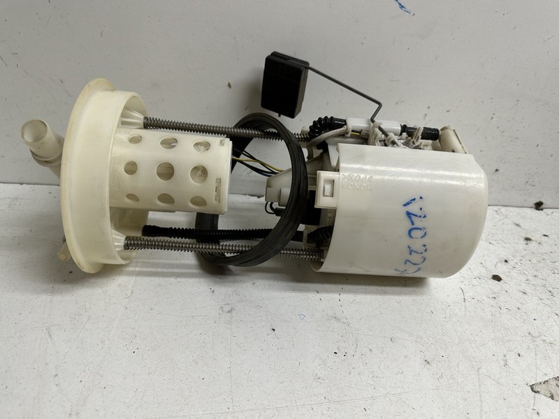 2006-2011 Honda Civic Coupe 1.8L Fuel Pump w Sending Unit & Bracket