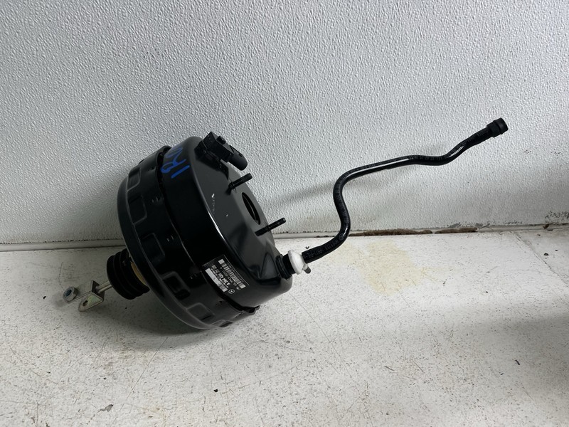 2013-2015 Mercedes GLK350 Power Brake Booster Oem