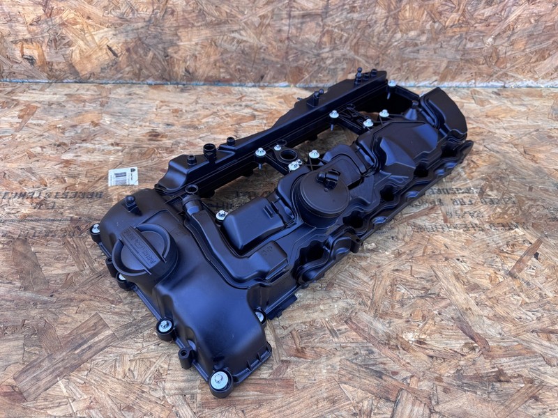 10-19 OEM BMW 335i 535i 640i 740i 3.0L N55 Engine Valve Cylinder Plastic Cover