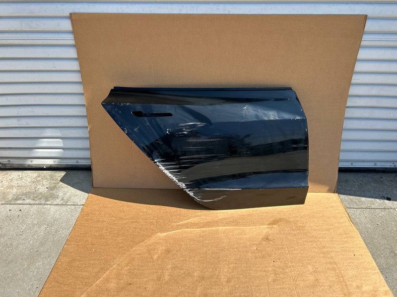 ✅2017-2023 Tesla Model 3 Rear Right Passenger Side Door Shell Black