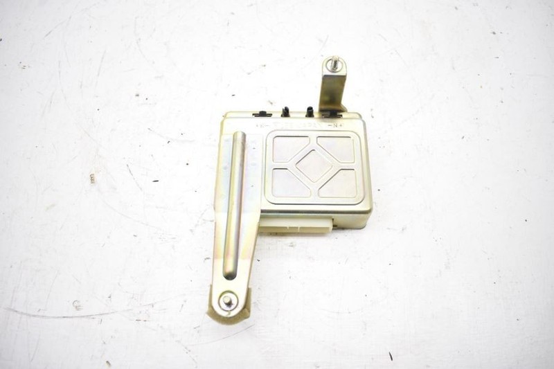 1984-1986 NISSAN VG30T 300ZX TURBO Z31 AUTOMATIC SUSPENSION LEVELING MODULE BCM