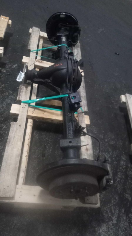 2017 Nissan Titan 4WD Drive Axle Assembly OEM 89000 Miles Warranty