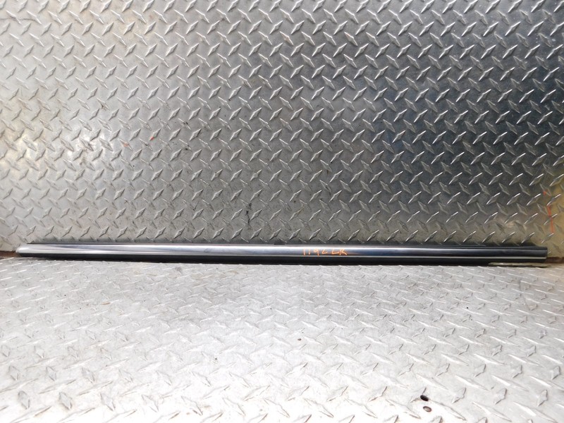 06-11 MERCURY MILAN/ 06-12 FORD FUSION LEFT DRIVER REAR DOOR MOLDING TRIM
