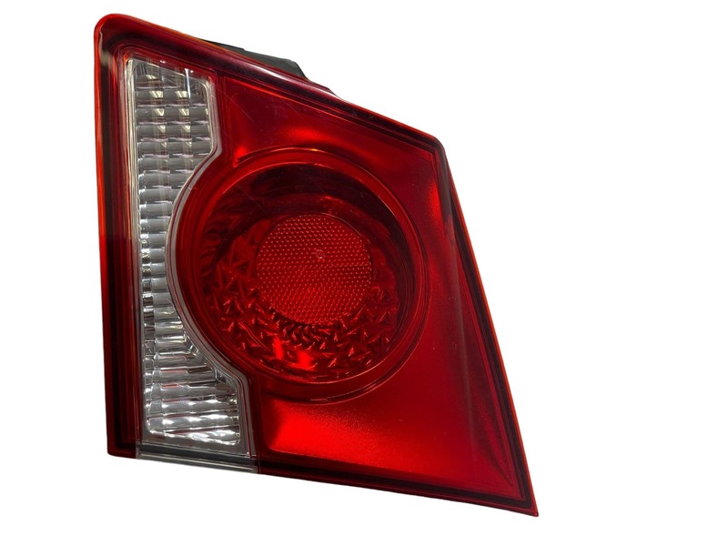 2015 Cruze RH Passenger Lid Mounted Tail Light Assembly Light Scratches