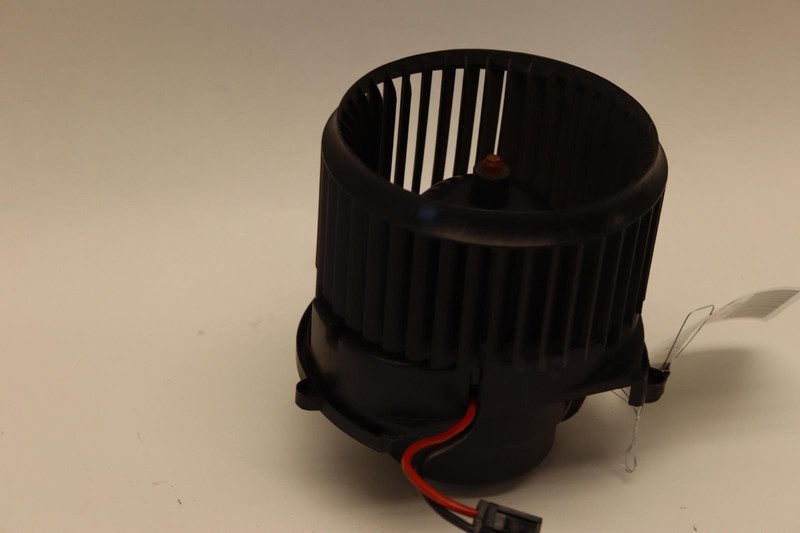 2014-2019 MINI COOPER HATCH F56 HEATER AIR CONDITIONING BLOWER MOTOR FAN OEM