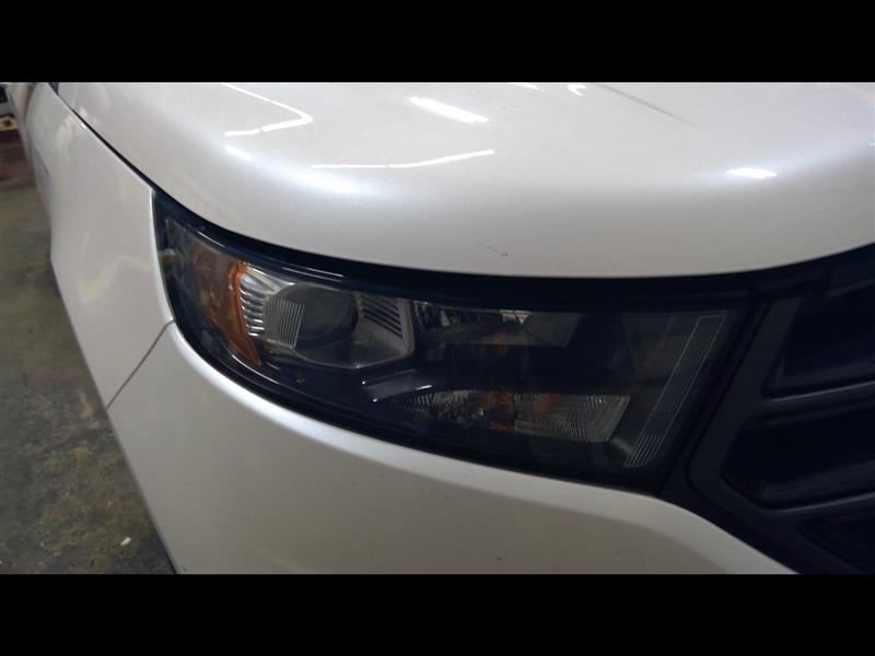 Passenger Headlight Halogen SEL Black Bezel Fits 15-18 EDGE 961962