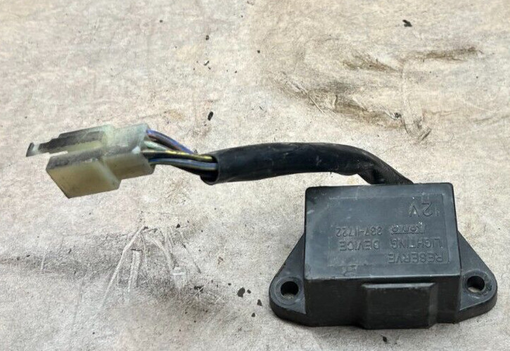 2005 Kawasaki Vulcan VN750 Electrical Reserve Lighting Unit Relay Box 05 VN 750