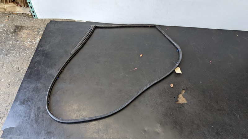 Rear Right Door Weatherstrip 2022 Kia Soul 2020 2021 2023