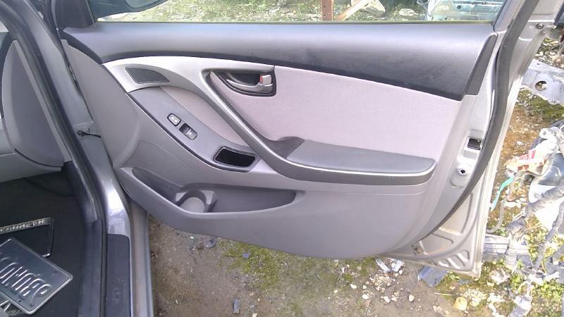 Front Door Trim Panel HYUNDAI ELANTRA Right 15 16 14 13 12 11