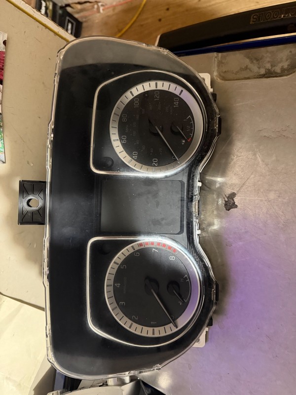 17 18 NISSAN TITAN OEM SPEEDOMETER INSTRUMENT GAUGE CLUSTER - 44,000 MILES