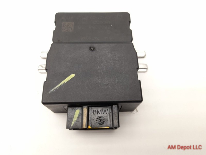 2017 Mini Cooper S F56 F55 F57 F54 Fuel Pump Control Module 16147476046