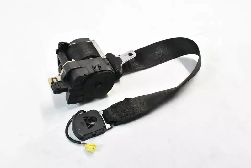07-10 Mercedes W216 CL550 CL65 AMG Front Right Passenger Seat Belt Black OEM