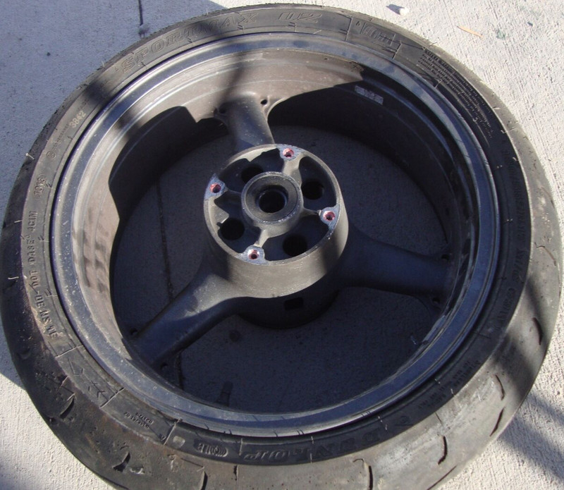 2002 Kawasaki Ninja ZX900 ZX 900 F Z9F ZX9 Rear Wheel Tire Rim 180/55-17 Back ZR