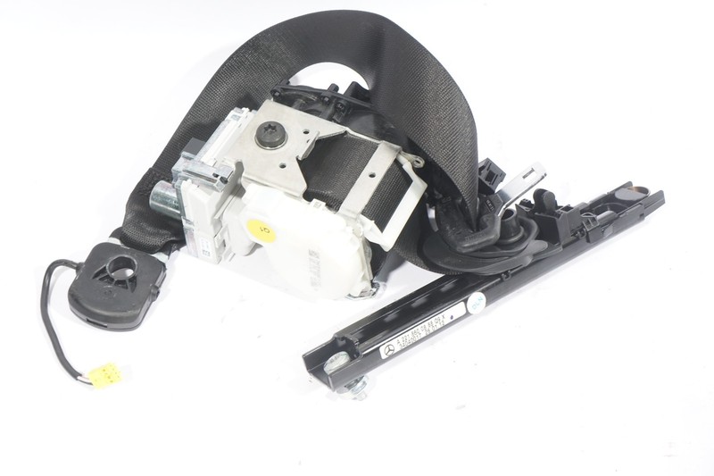 2011 - 2013 MERCEDES BENZ S550 W221 FRONT RIGHT BLACK SEAT BELT RETRACTOR OEM