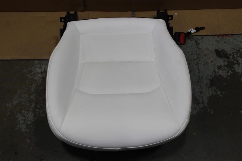 2020 2021 2022 2023 TESLA MODEL Y RIGHT PASSENGER FRONT SEAT BOTTOM WHITE