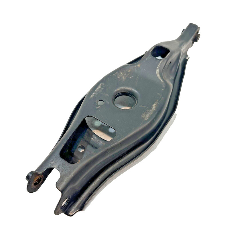 18-22 HONDA ACCORD HYBRID REAR PASSENGER SIDE LOWER CONTROL ARM SPRING PERCH OEM
