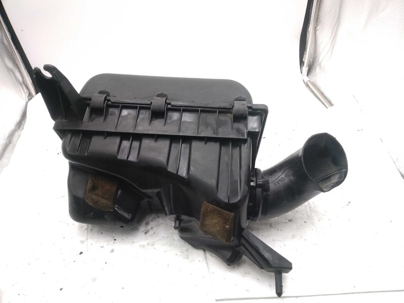 2010 Dodge Dakota Air Cleaner Assembly OEM 53032878AA 143K Miles Black