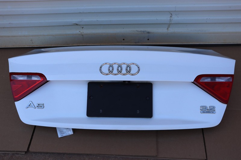 08-16 AUDI A5 S5 COUPE TRUNK LID DECK LID ASSEMBLY W/BACK-UP CAMERA WHITE OEM