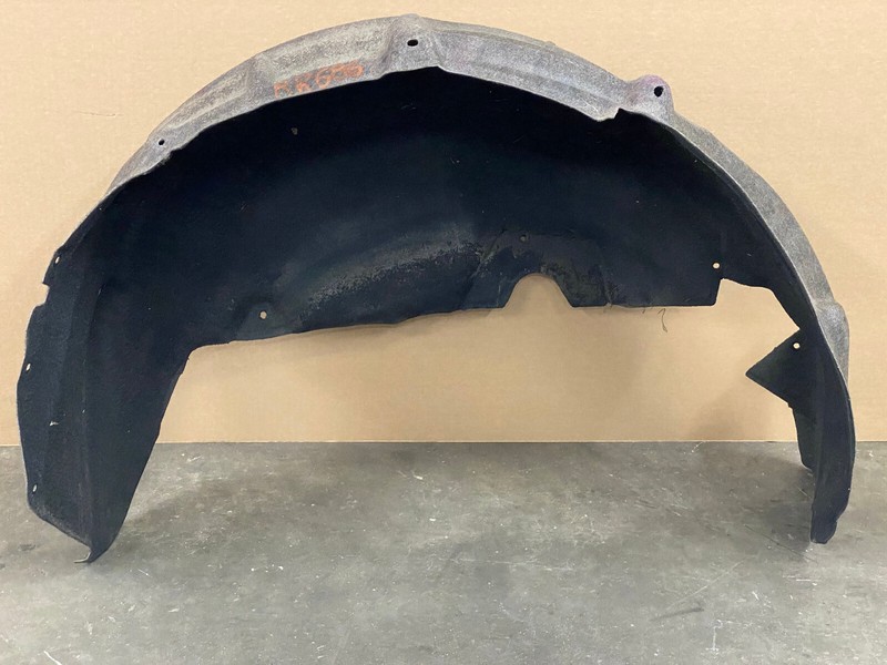 2007-2009 AUDI Q7 REAR RIGHT PASSENGER SIDE FENDER LINER GUARD OEMLOT686