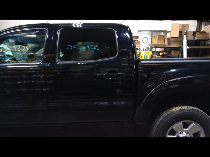 Driver Rear Side Door Crew Cab 4 Door Electric Windows Fits 05-15 TACOMA 1526840