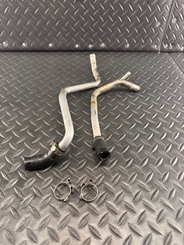 02-04 Mercedes C32 AMG CHARGE AIR COOLER PIPE OEM