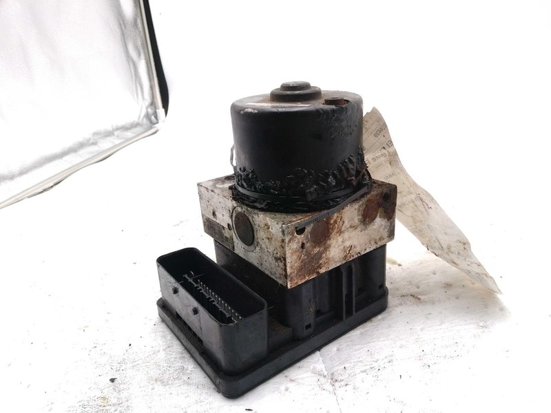 2004 Honda Element ABS Modulator Assembly OEM 57110SCVA01 224K Miles