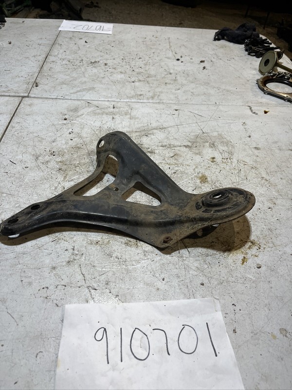 2006 TOYOTA HIGHLANDER HYBRID PLATE FRAME RAIL FRONT RIGHT OEM 06-13