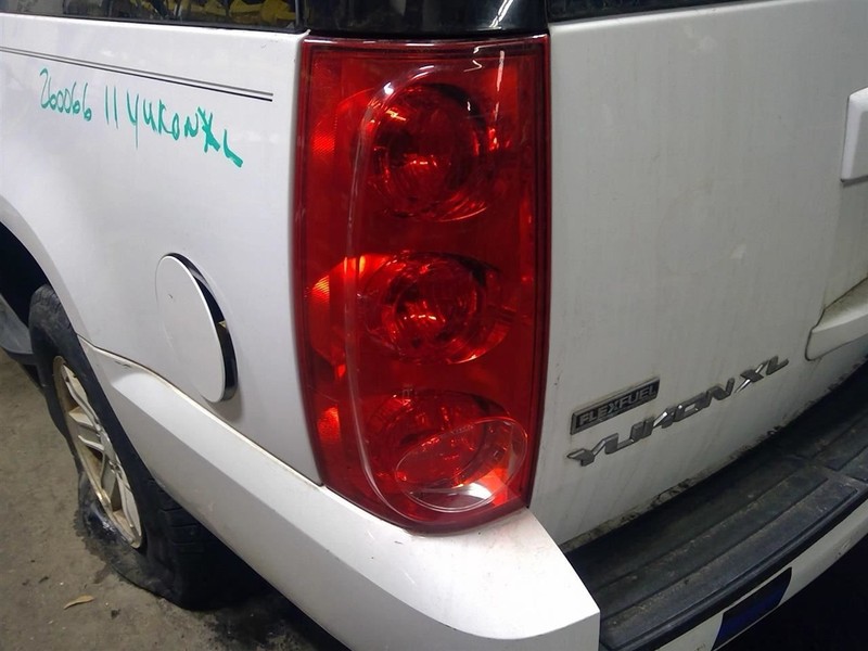 Driver Tail Light Excluding Denali Fits 07-11 YUKON 1756391