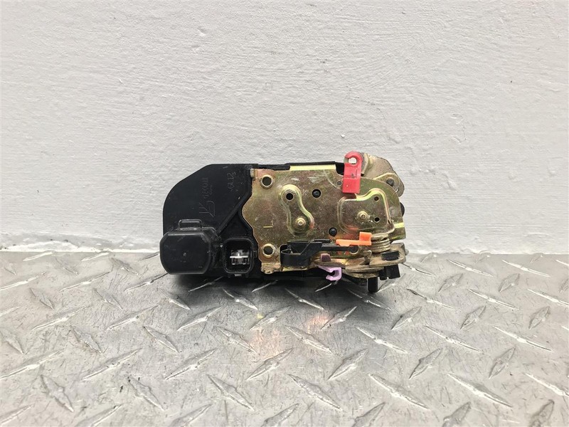 2001 JEEP GRAND CHEROKEE DRIVER REAR LOCK ACTUATOR OEM 68268219AA